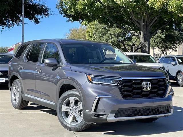 new 2025 Honda Pilot car, priced at $44,895