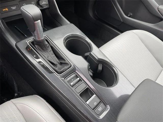 new 2025 Honda Civic Hybrid car, priced at $32,119