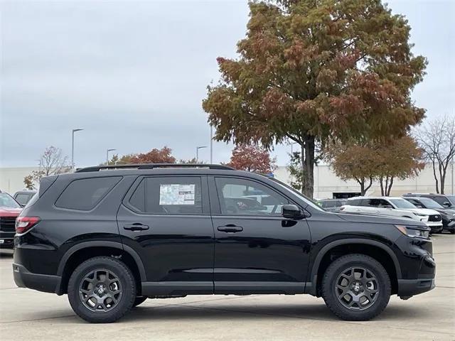 new 2025 Honda Pilot car