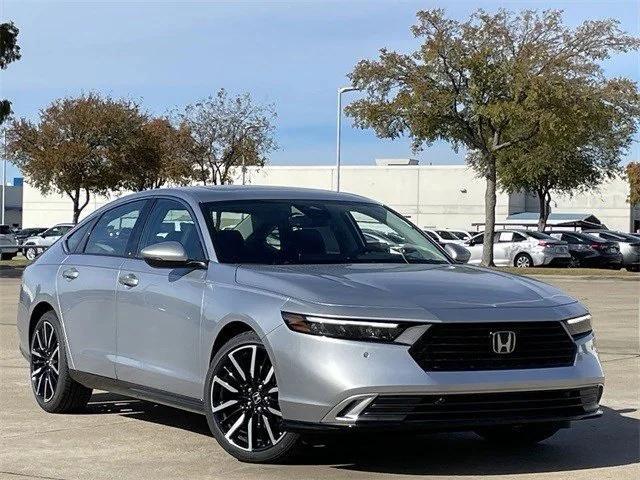 new 2025 Honda Accord Hybrid car, priced at $40,450