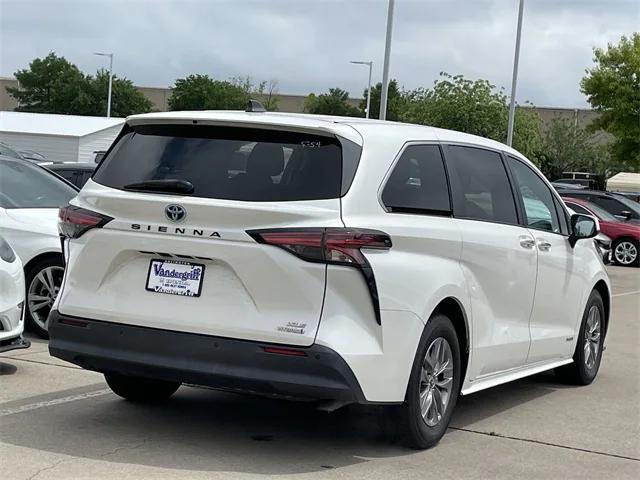 used 2021 Toyota Sienna car, priced at $38,134