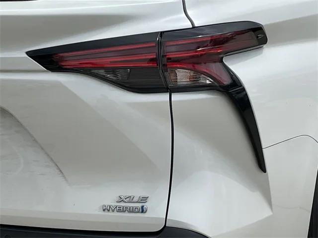 used 2021 Toyota Sienna car, priced at $38,134