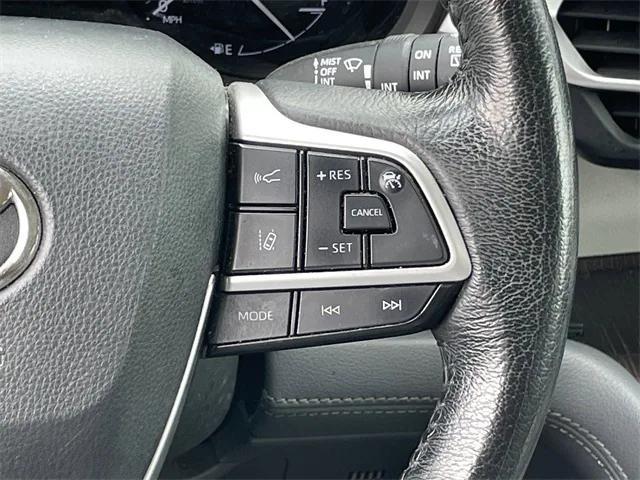 used 2021 Toyota Sienna car, priced at $38,134