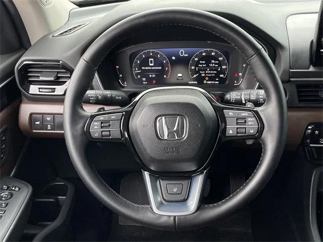 used 2025 Honda Pilot car, priced at $49,499