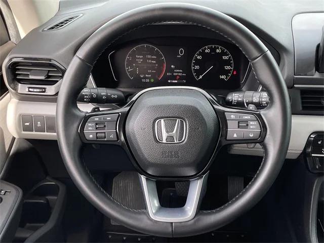 used 2025 Honda Pilot car, priced at $41,895