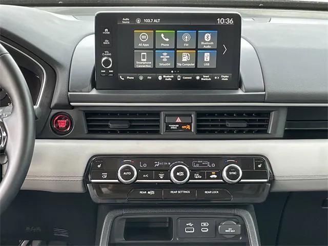 used 2025 Honda Pilot car, priced at $41,895
