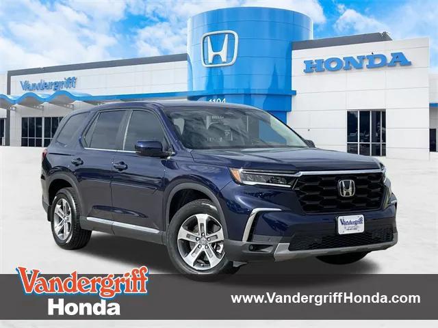 used 2025 Honda Pilot car, priced at $44,598