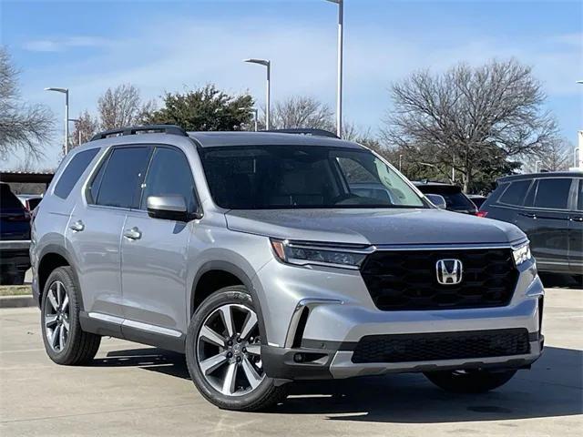 new 2025 Honda Pilot car, priced at $51,985