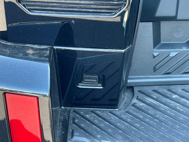 new 2025 GMC HUMMER EV SUV car, priced at $88,715