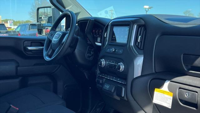 new 2025 GMC Sierra 2500 car, priced at $52,623