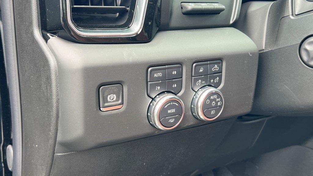 new 2025 GMC Sierra 1500 car, priced at $77,124