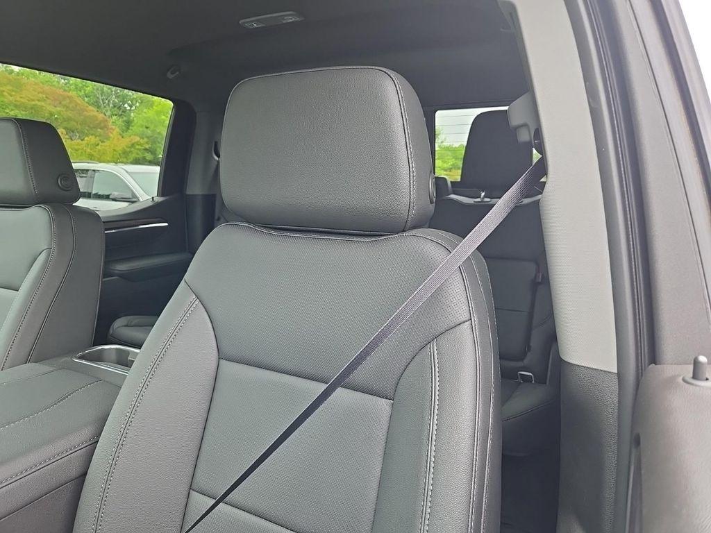 new 2025 GMC Sierra 1500 car, priced at $59,059