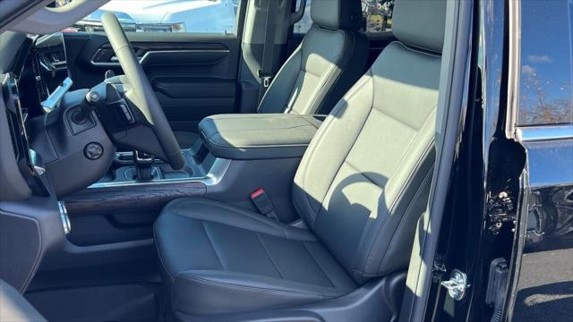 new 2025 GMC Sierra 1500 car, priced at $62,112