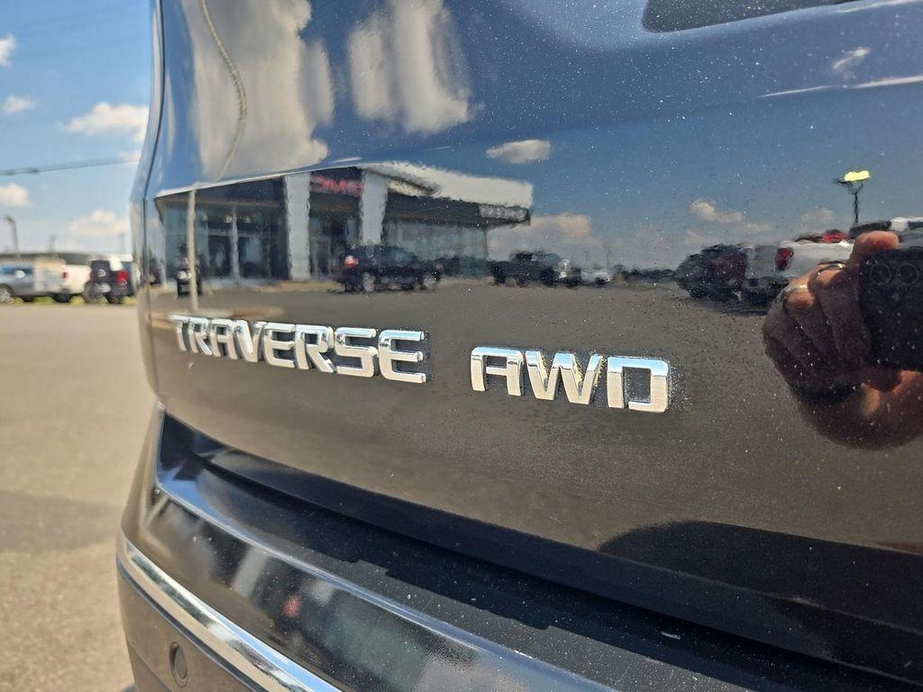 used 2019 Chevrolet Traverse car, priced at $15,981
