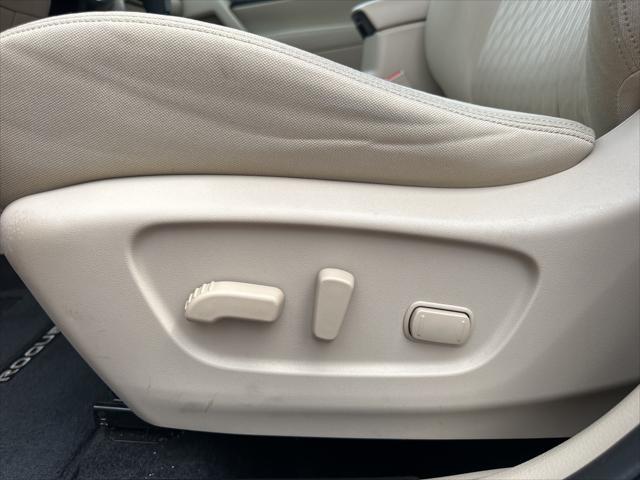 used 2017 Nissan Rogue car, priced at $15,481