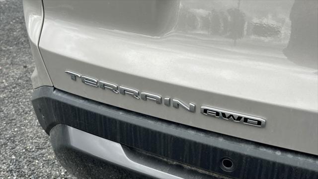 new 2025 GMC Terrain car, priced at $33,926