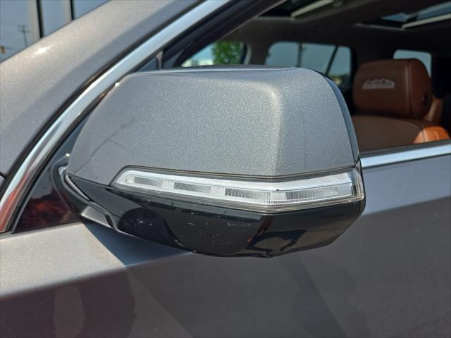 used 2020 Chevrolet Traverse car, priced at $25,981