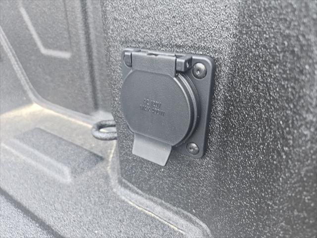 new 2025 GMC Sierra 1500 car, priced at $65,122