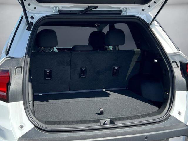 new 2025 GMC Terrain car, priced at $32,393