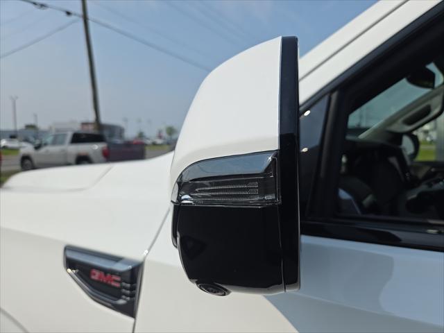 new 2025 GMC Yukon car, priced at $75,213