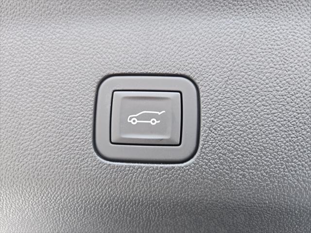 new 2025 GMC Yukon car, priced at $75,213