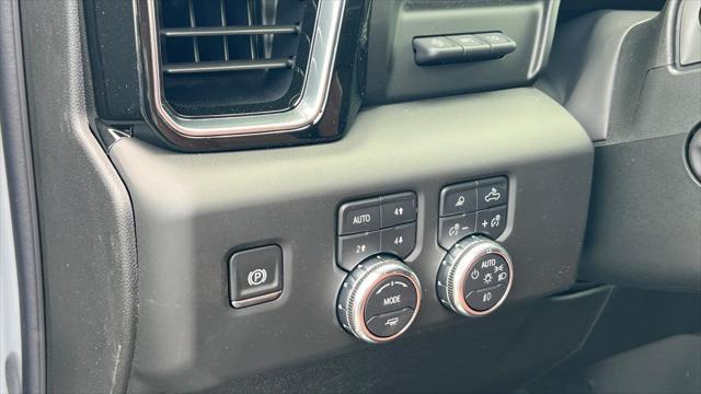 new 2025 GMC Sierra 1500 car, priced at $77,624