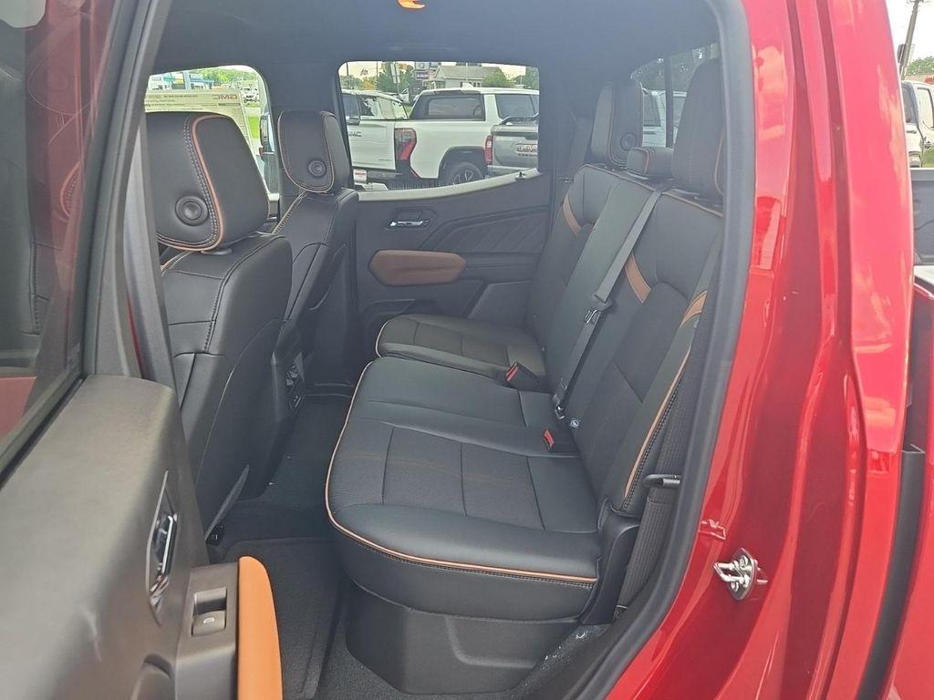 new 2025 GMC Canyon car