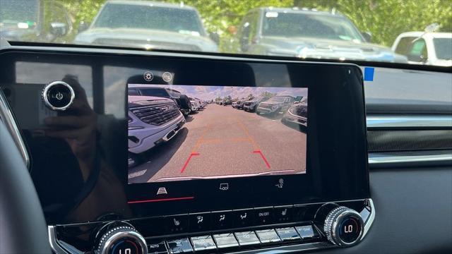new 2025 GMC Canyon car