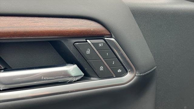 new 2025 GMC Sierra 1500 car, priced at $77,624