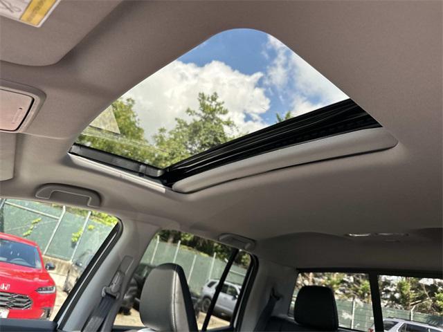 new 2025 Honda Ridgeline car, priced at $40,675