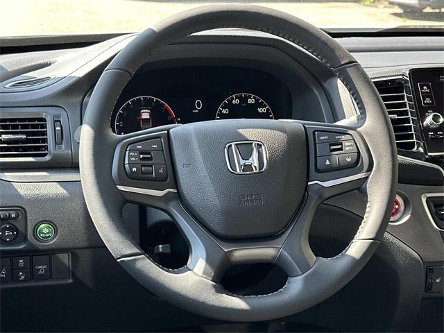 new 2025 Honda Ridgeline car, priced at $40,675