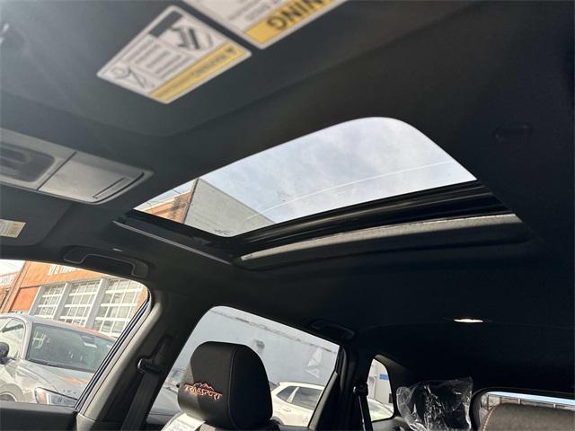 new 2026 Honda CR-V Hybrid car, priced at $39,527