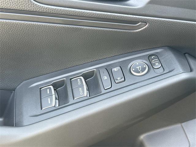 new 2025 Honda Accord car, priced at $29,552