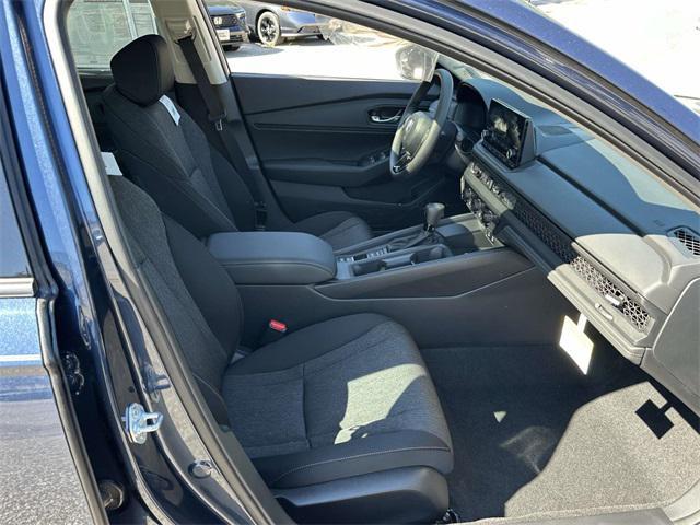 new 2025 Honda Accord car, priced at $31,569