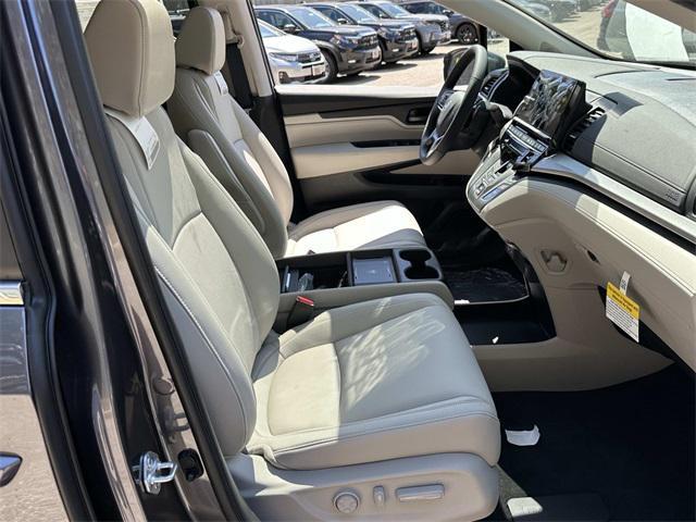 new 2026 Honda Odyssey car, priced at $43,704