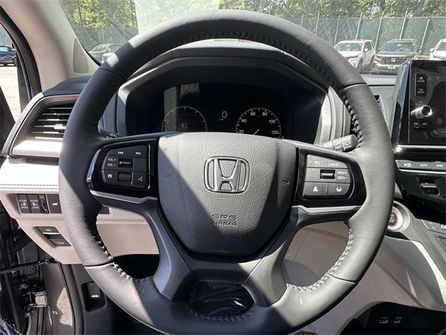 new 2026 Honda Odyssey car, priced at $43,704
