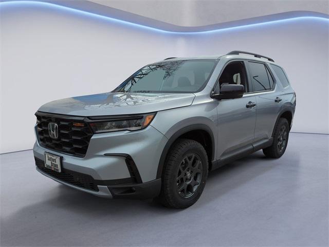 new 2025 Honda Pilot car, priced at $48,454