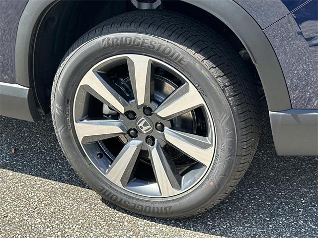 new 2025 Honda Pilot car, priced at $50,565