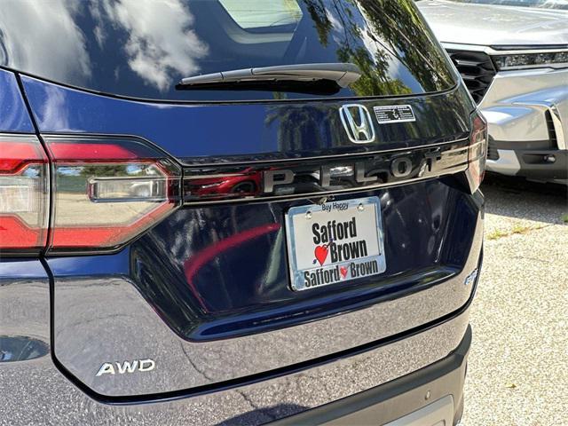 new 2025 Honda Pilot car, priced at $50,565