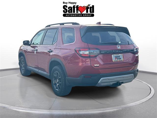 new 2025 Honda Pilot car, priced at $48,054