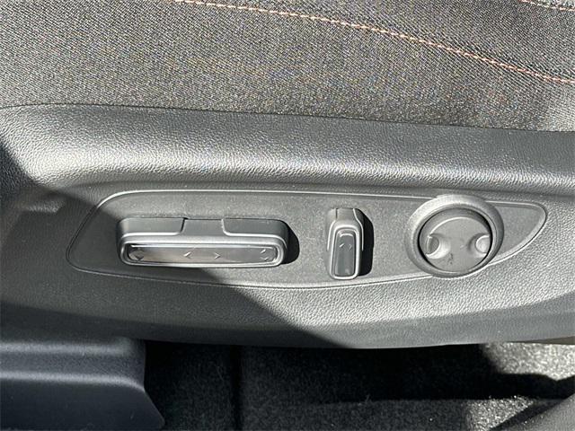 new 2026 Honda CR-V Hybrid car, priced at $39,527