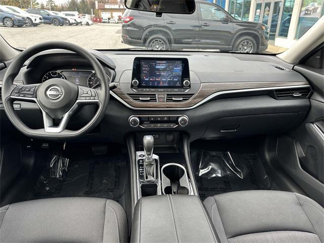 used 2023 Nissan Altima car, priced at $20,499