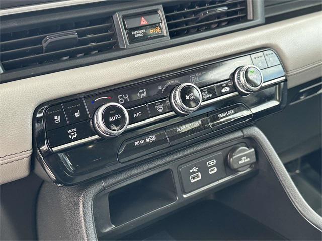 used 2023 Honda Pilot car, priced at $43,450