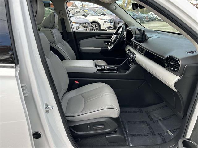used 2023 Honda Pilot car, priced at $43,450