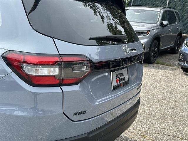 new 2025 Honda Pilot car, priced at $51,821