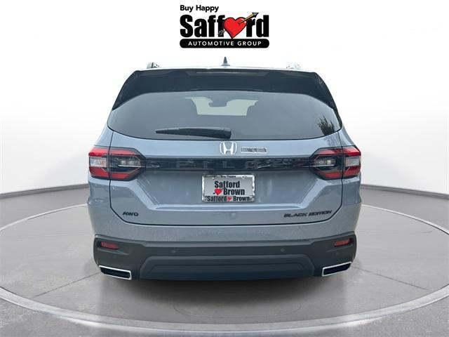 new 2025 Honda Pilot car, priced at $51,821