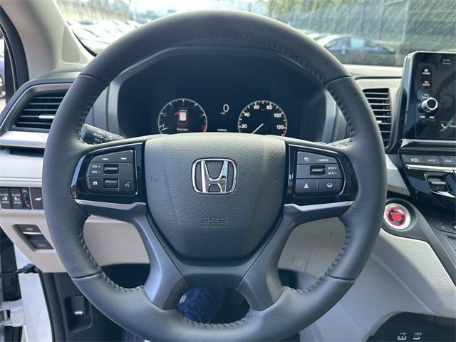 new 2026 Honda Odyssey car, priced at $43,805
