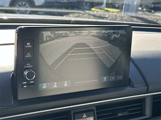 new 2025 Honda Pilot car, priced at $44,610