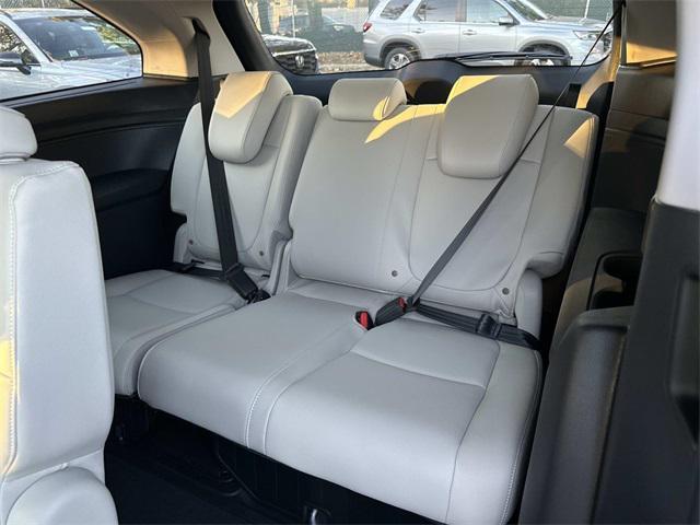 new 2026 Honda Odyssey car, priced at $42,932