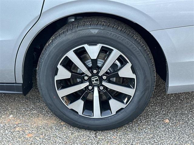 new 2026 Honda Odyssey car, priced at $42,932